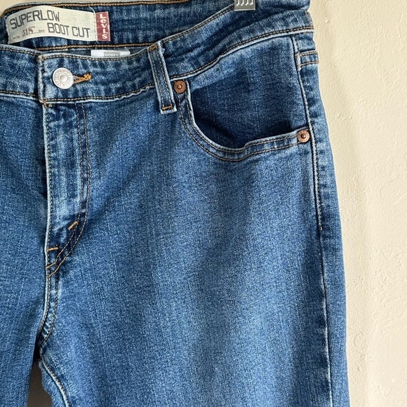 Levi’s 518 Super Low Boot Cut Medium Wash Jeans Sz 13 Juniors - Picture 3 of 11